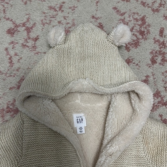 Fleece winter beige jacket for baby - Picture 3 of 4